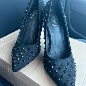 Uniqlo Black Studded Heels